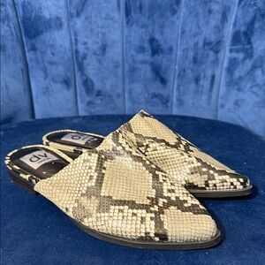 DV by Dolce Vita Women's Snakeskin Pattern Mules - Black and Cream Size 8.5